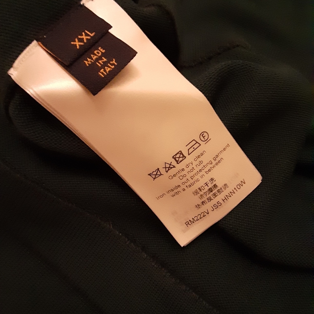 MEN'S LOUIS VUITTON SHORT SLEEVE MONOGRAM GRAPHIC SWEATER - Picture 6 of 11